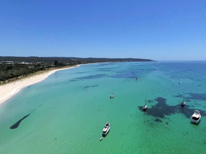 Exterior & Views 4, Villa 5 Whitesands, Busselton