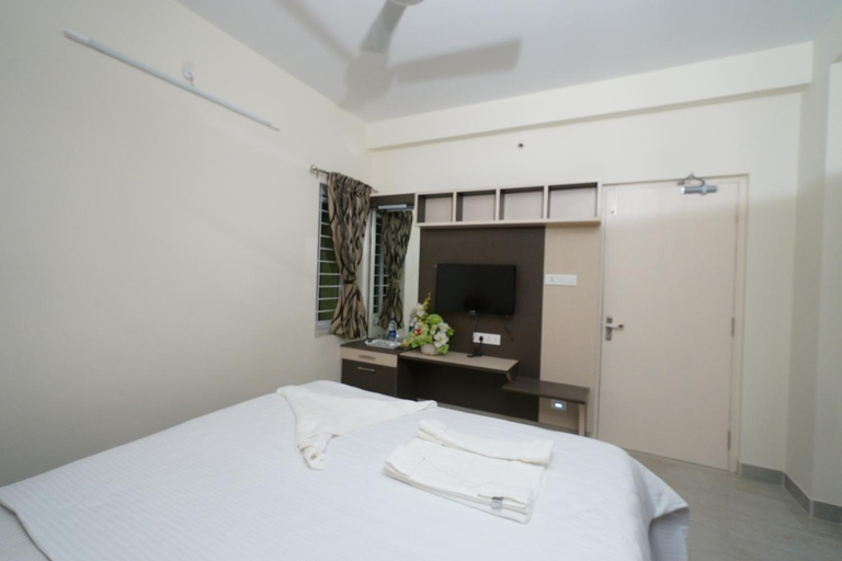 Bedroom 2, Krishna Vibe Serviced Apartment, Tiruchirappalli