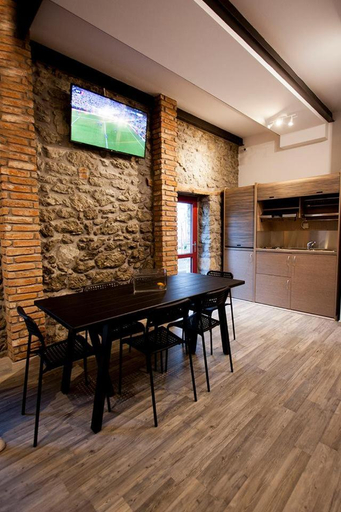Others 3, Meteora Central Hostel, Thessaly