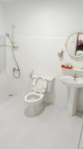 Bathroom 5, Huy Hoang Hotel, Bình Thạnh