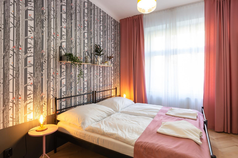 Bedroom 2, Great place near city centre, Praha 2