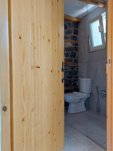 Bathroom 9