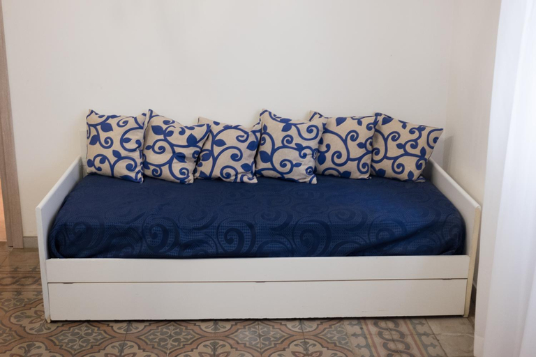 Others 4, A Casa Di Lilly, Palermo