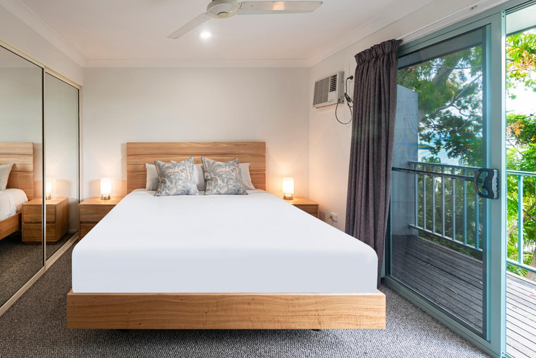 Others 4, Sunset Waters Apartments, Whitsunday