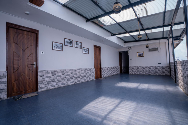 Others 4, Darjeeling Guest House Deluxe, Darjiling
