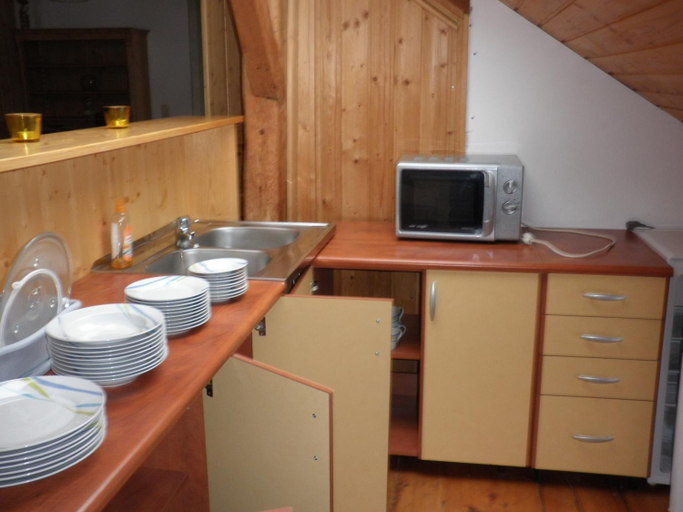 Others 4, Alpenpension, Liezen