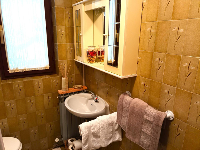 Bathroom 3, Apartments Manuel, Medulin