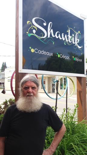 Others 5, Motel Shantik, Papineau