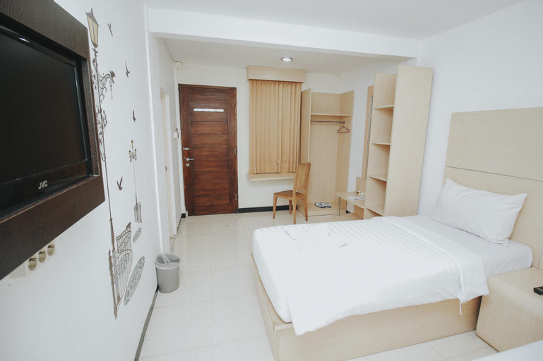 Bedroom 8