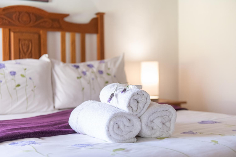 Bedroom 2, Leo Guest House, Cape Winelands