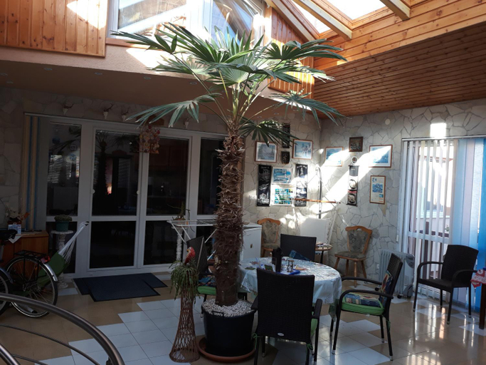 Food & Drinks 2, Kenezy Lux Apartman Vendeghaz, Hajdúszoboszló