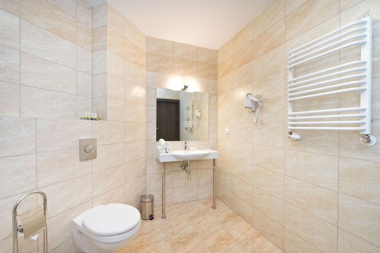 Bathroom 3, Hotel Bartnik, Gdańsk