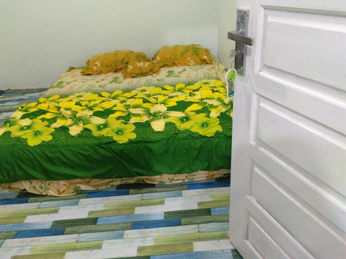 Bedroom 2, Zahra Syariah Home Stay, Bukittinggi