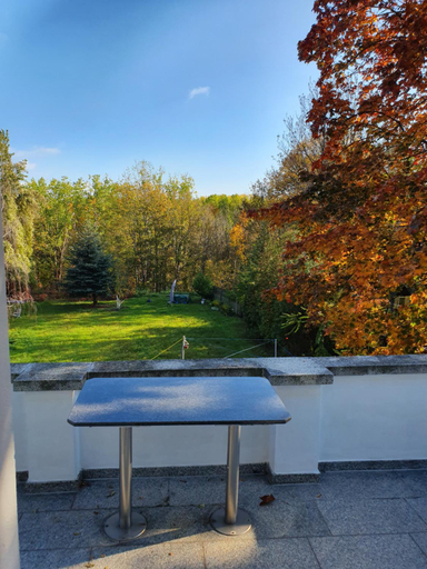 Others 5, Apartmenthaus Am Schlosspark, Saalekreis