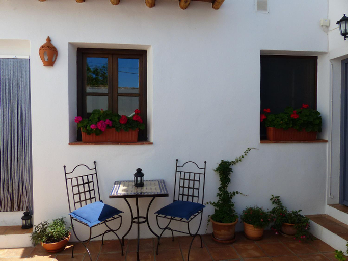 Others 2, Casita de la Vaca, Granada