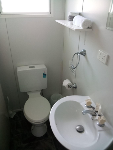 Bathroom 2