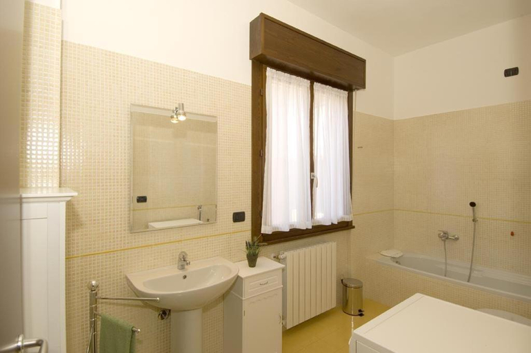 Others 4, Appartamenti Villa Anna, Milano