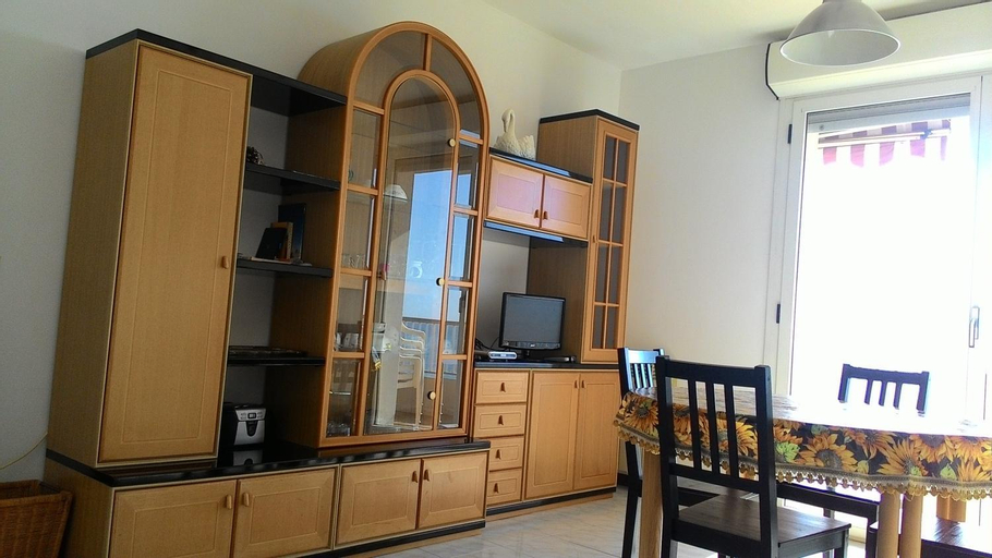 Dining Room 1