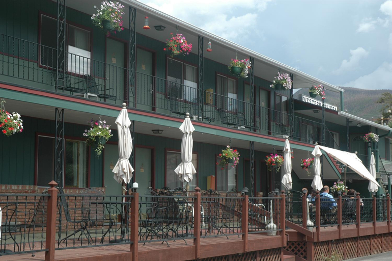 Western Riviera Lodging, Grand