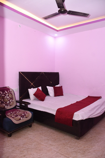 Bedroom 2, Dev In & homestay, Faizabad