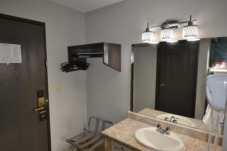 Bathroom 6