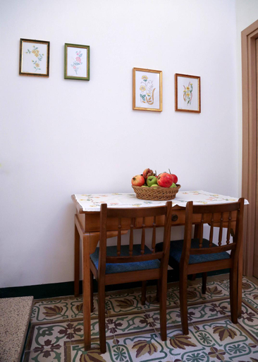 Others 2, B&B a Casa della Nonna Uccia, Lecce