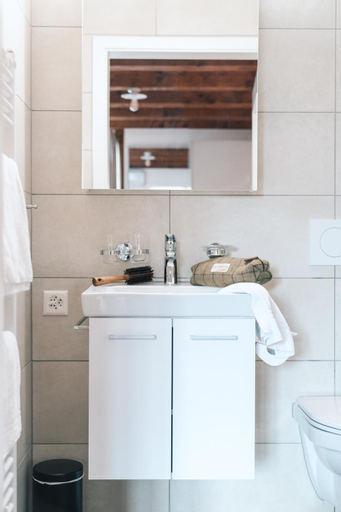 Bathroom 5