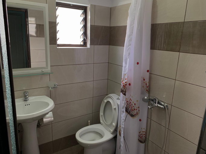 Bathroom 3, Flower Garden Villa , Sarandës