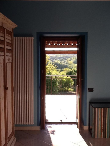 Exterior & Views 4, Myricae, Cuneo