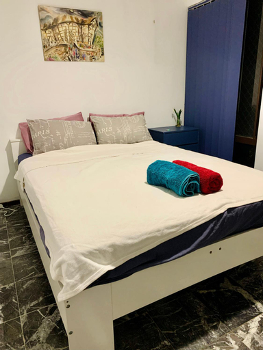 Bedroom 2, Long Term Stay FiFO Queen Size Bedroom Near Sawn River City Fremantle University, Melville