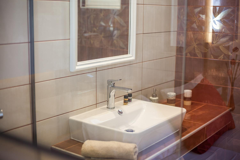 Bathroom 3, Casa Stavris, South Aegean