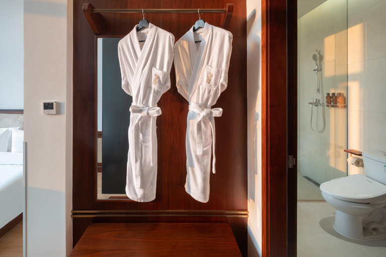 Bathroom 4, Wuyu Hotel, Smart Park & Happy Valley Jinshansi Metro, Chongqing