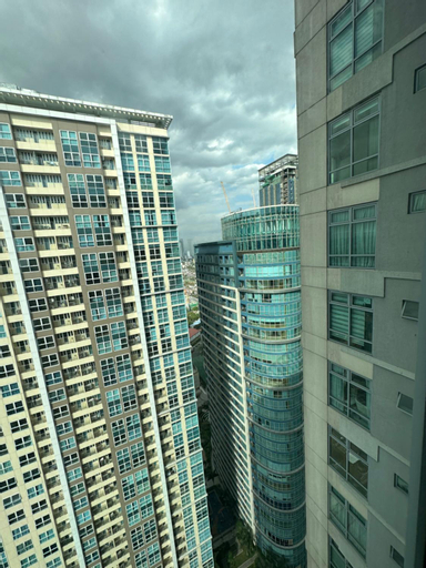 Condo in BGC near Grand Hyatt Hotel, Taguig