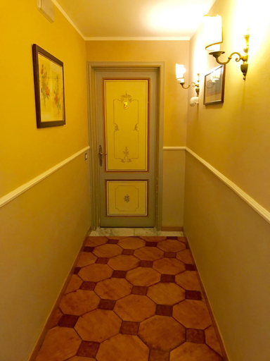 Others 5, Le Contesse, Florence