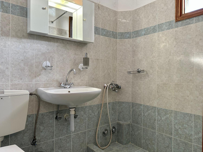 Bathroom 3, Nostos Plaka Beach, South Aegean