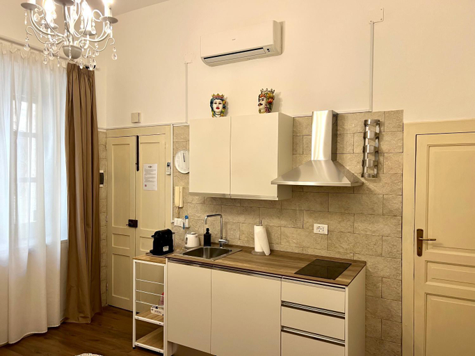 Others 4, Made in Ortigia Apartments, Syracuse
