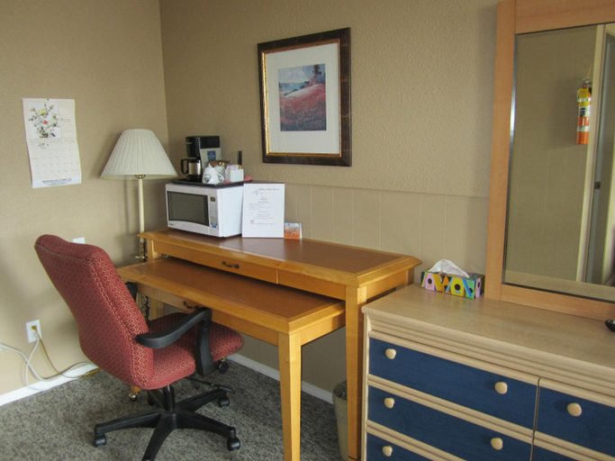 Others 4, Bulkley Valley Motel, Kitimat-Stikine