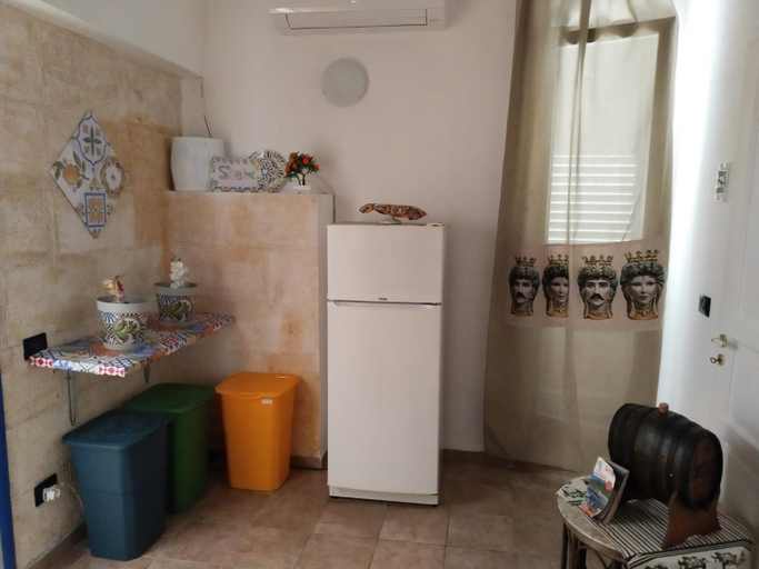 Others 2, B&B Sikelia, Palermo