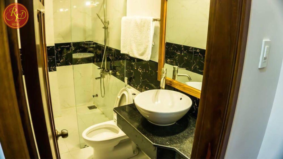 Bathroom 3