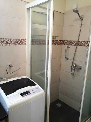 Bathroom 4, Les Peupliers Studios and Apartments, Black River