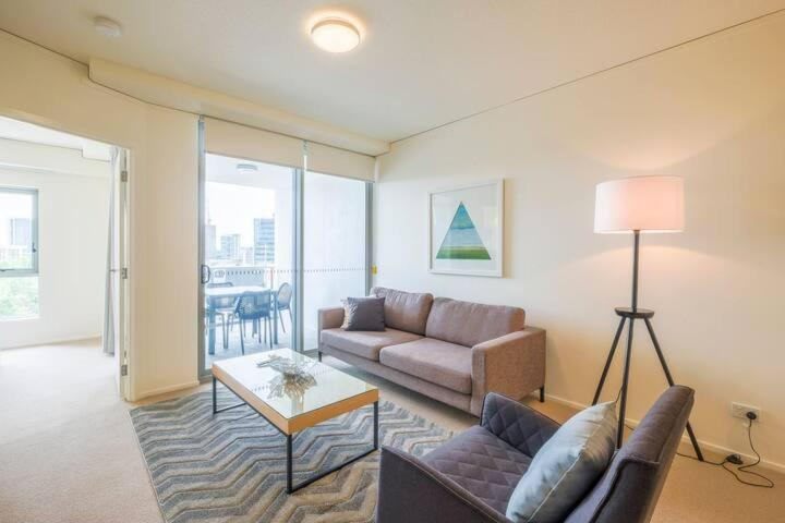 Others 4, Executive Apartment with Pool & Gym, Fortitude Valley