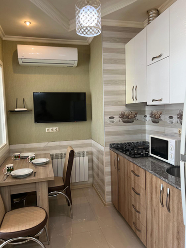 3, Nukri's Apartment, Batumi