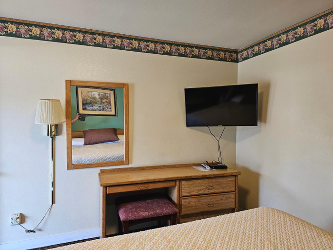 Others 5, Cle Elum Travelers Inn, Kittitas