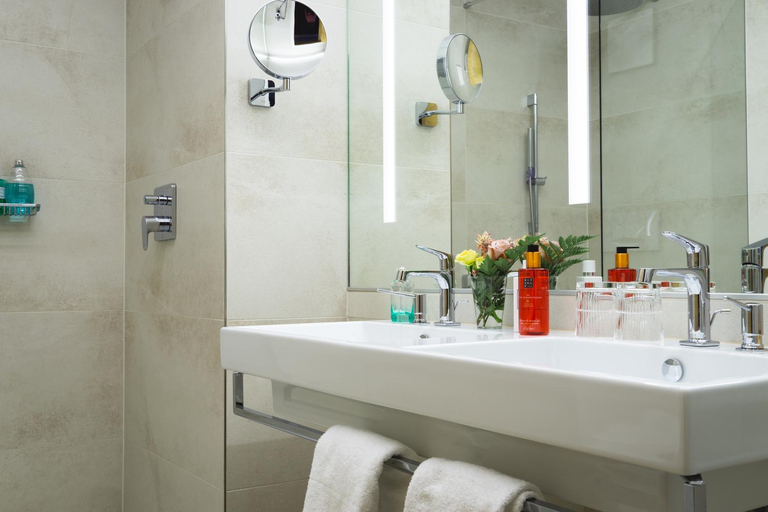 Bathroom 7