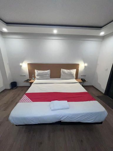 Bedroom 4, Hotel Arena, Gurgaon