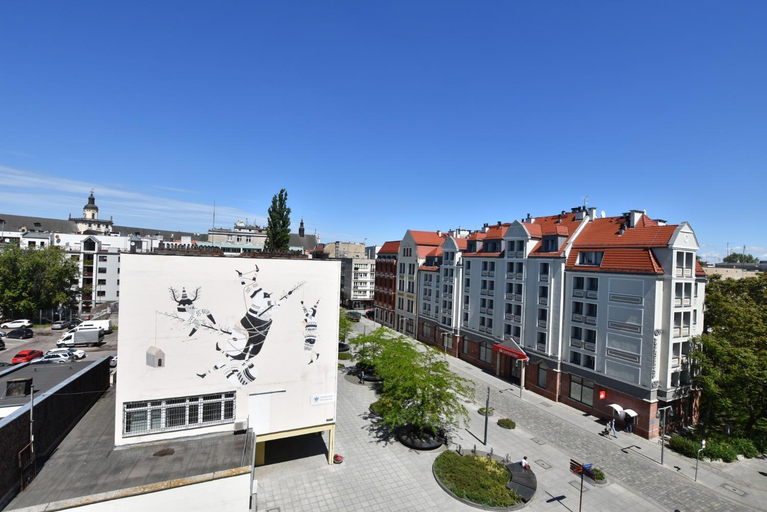 Exterior & Views 1, City Central Hostel - Pokoje prywatne, Środa Śląska