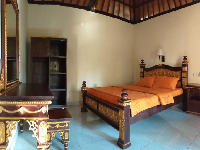 Bedroom 8