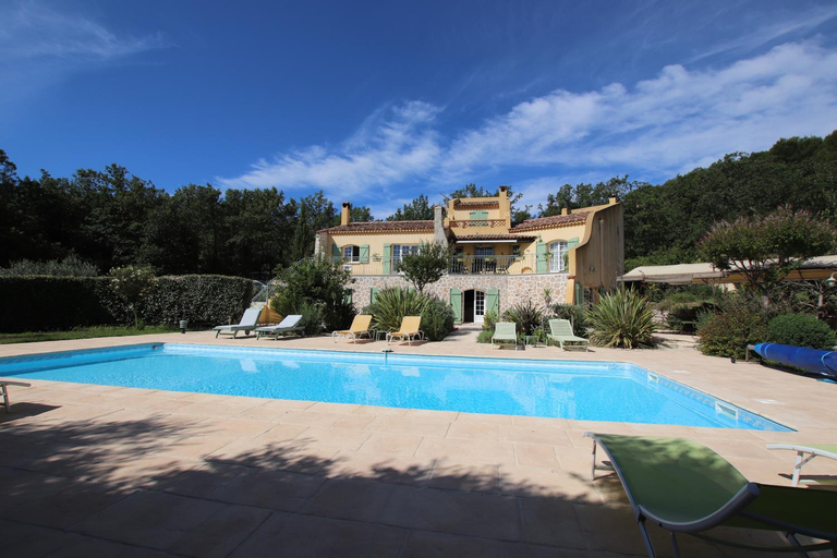 Others 2, LE MAS DES TARENTES Chambres d'hotes, Var