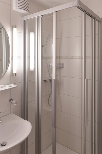 Bathroom 5