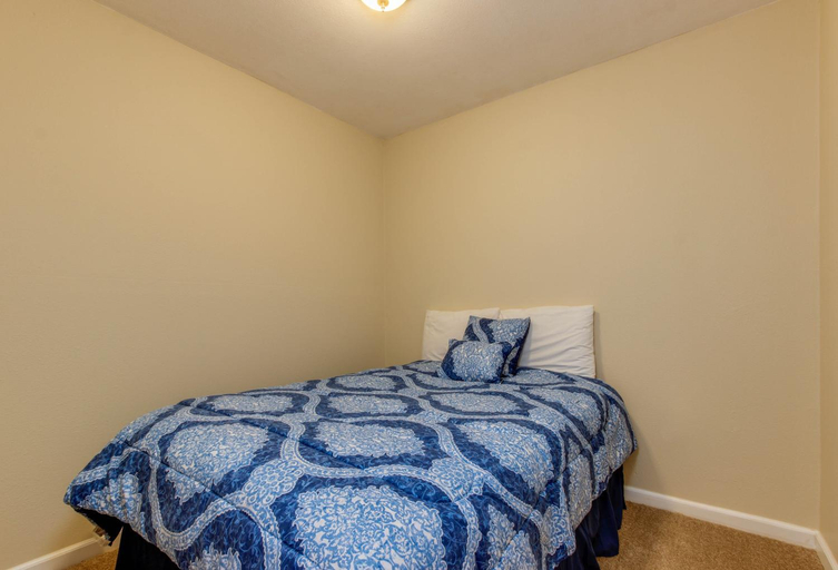 Bedroom 6